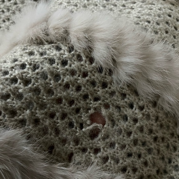 Elliatt Sand Wander Rabbit Fur Vest, L - Picture 8 of 10